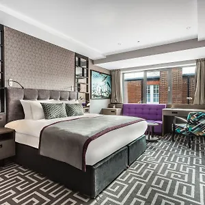 https://courthouse-shoreditch.cambridgehotelsuk.com