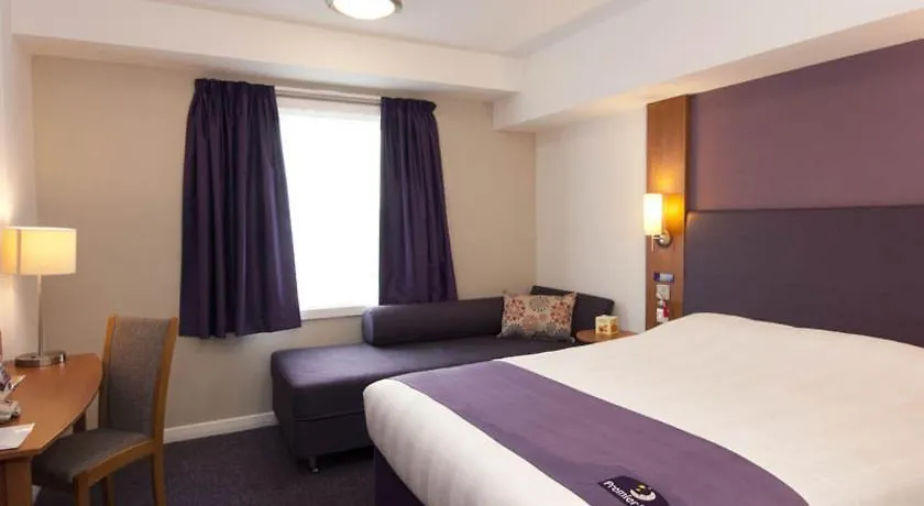 Premier Inn Chester Central - North