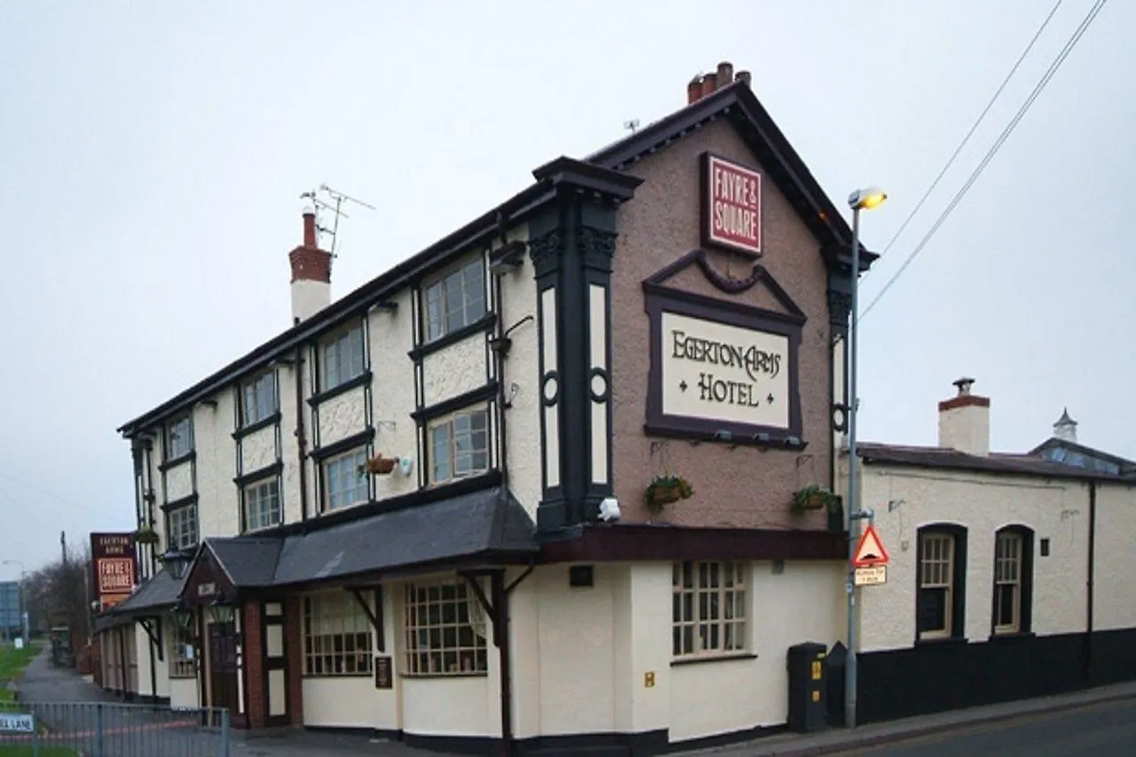 Premier Inn Chester Central - North 3*,