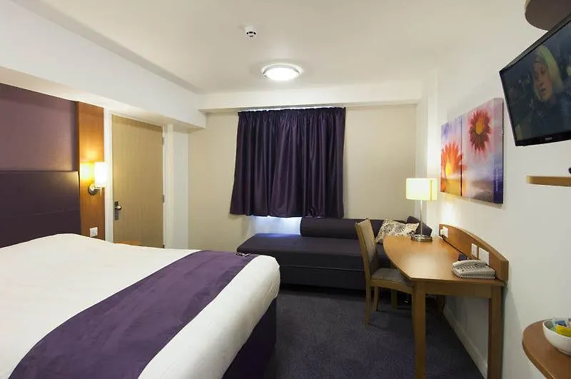 호텔 Premier Inn Chester Central - North