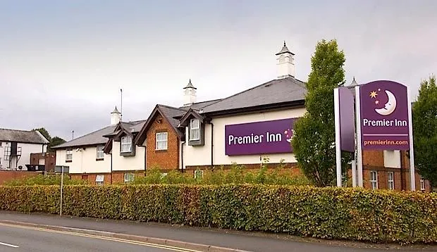 Premier Inn Chester Central - North 호텔